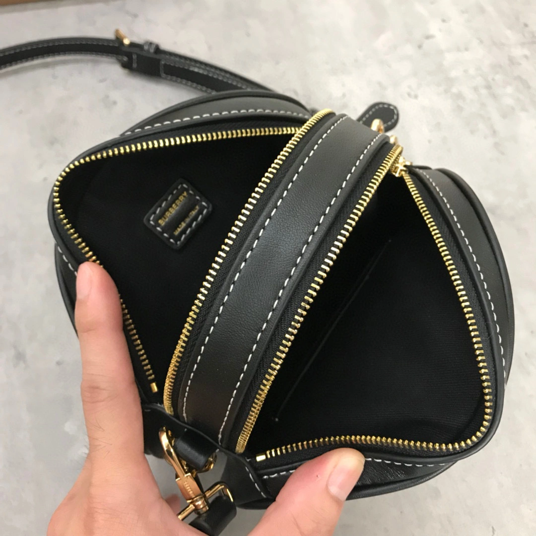 MOMO- Calfskin item : A-B278L0135