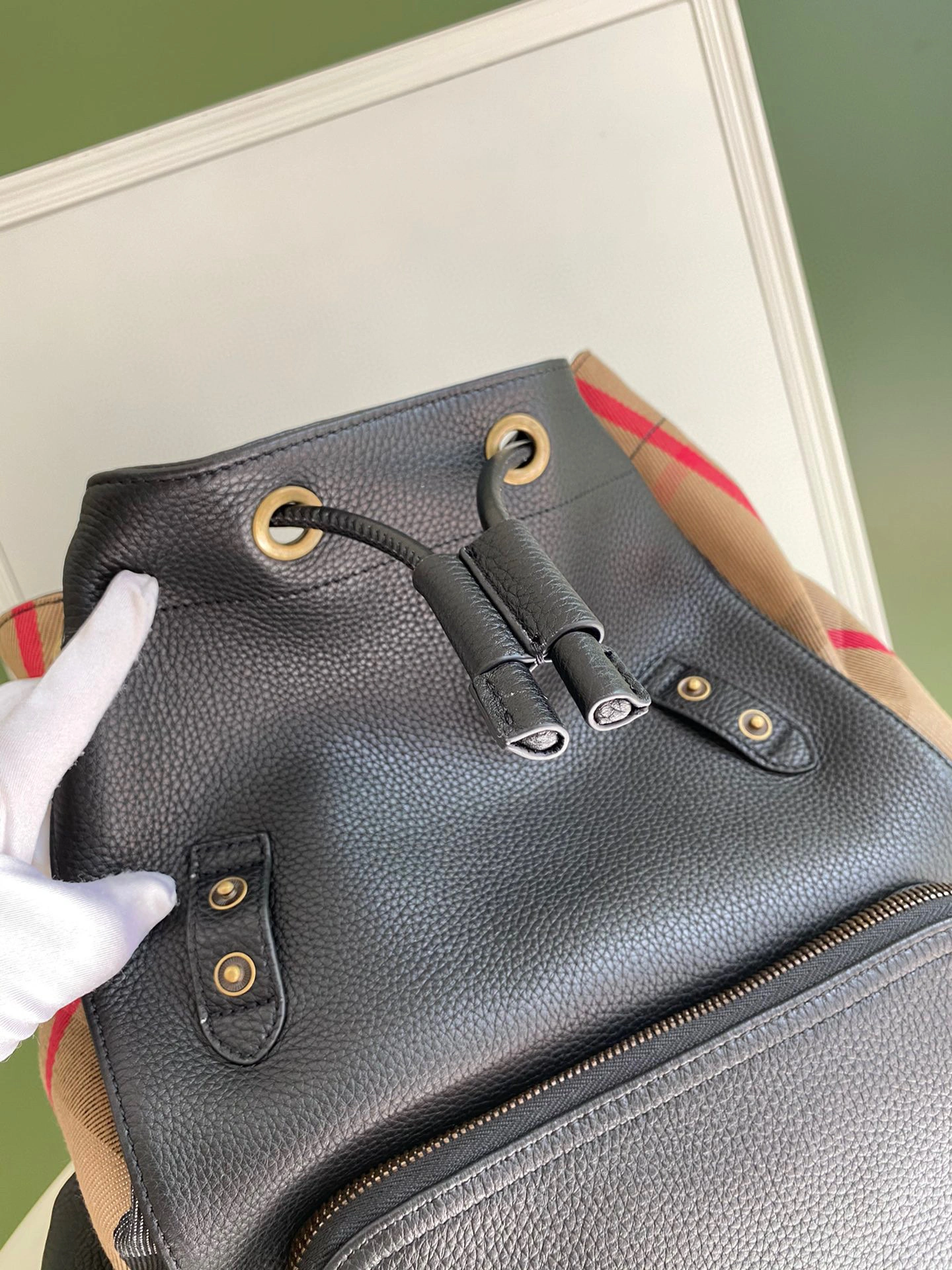 MOMO- Calfskin item : A-B278L0212