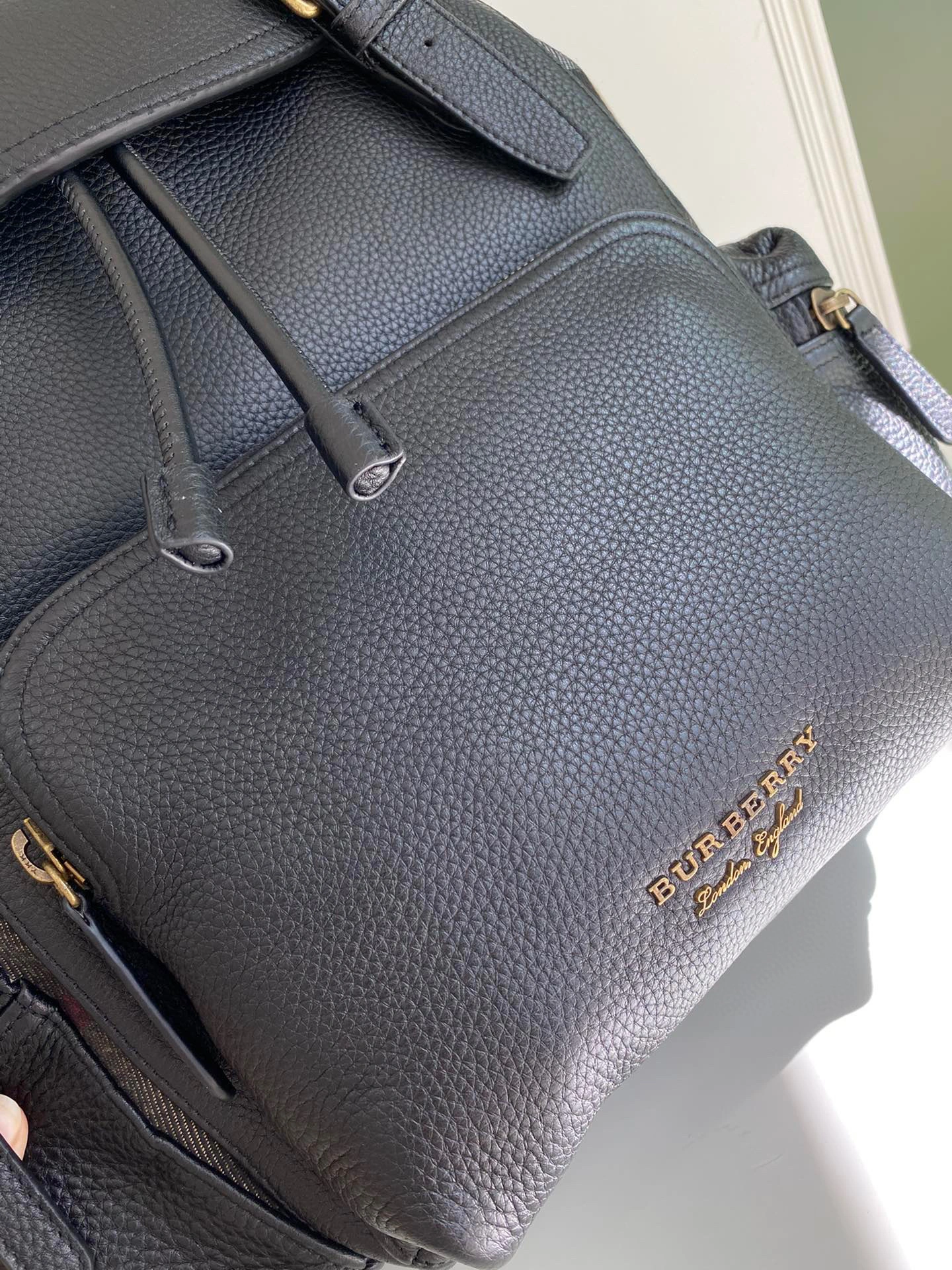 MOMO- Calfskin item : A-B278L0212
