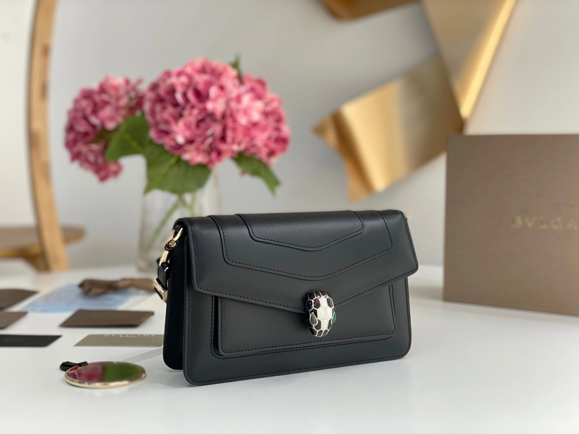MOMO- EAST-WEST2022 calfskin item：B-B063G1730C