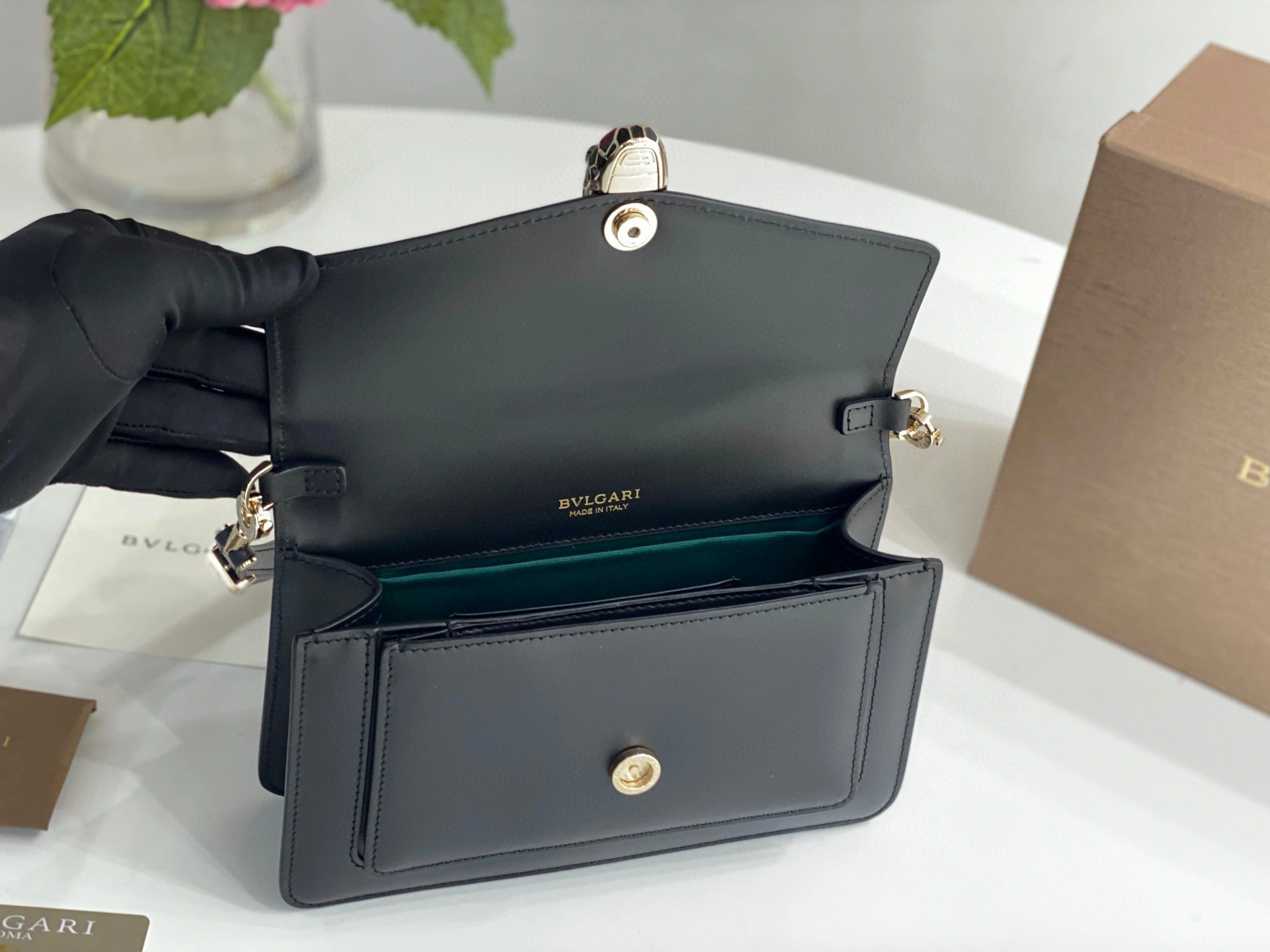 MOMO- EAST-WEST2022 calfskin item：B-B063G1730C
