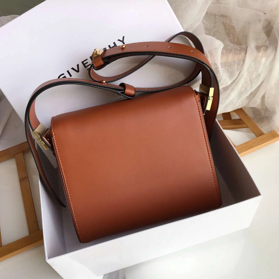 *MOMO--EDEN BAG midium Multiple color item : M063B50A2310-2
