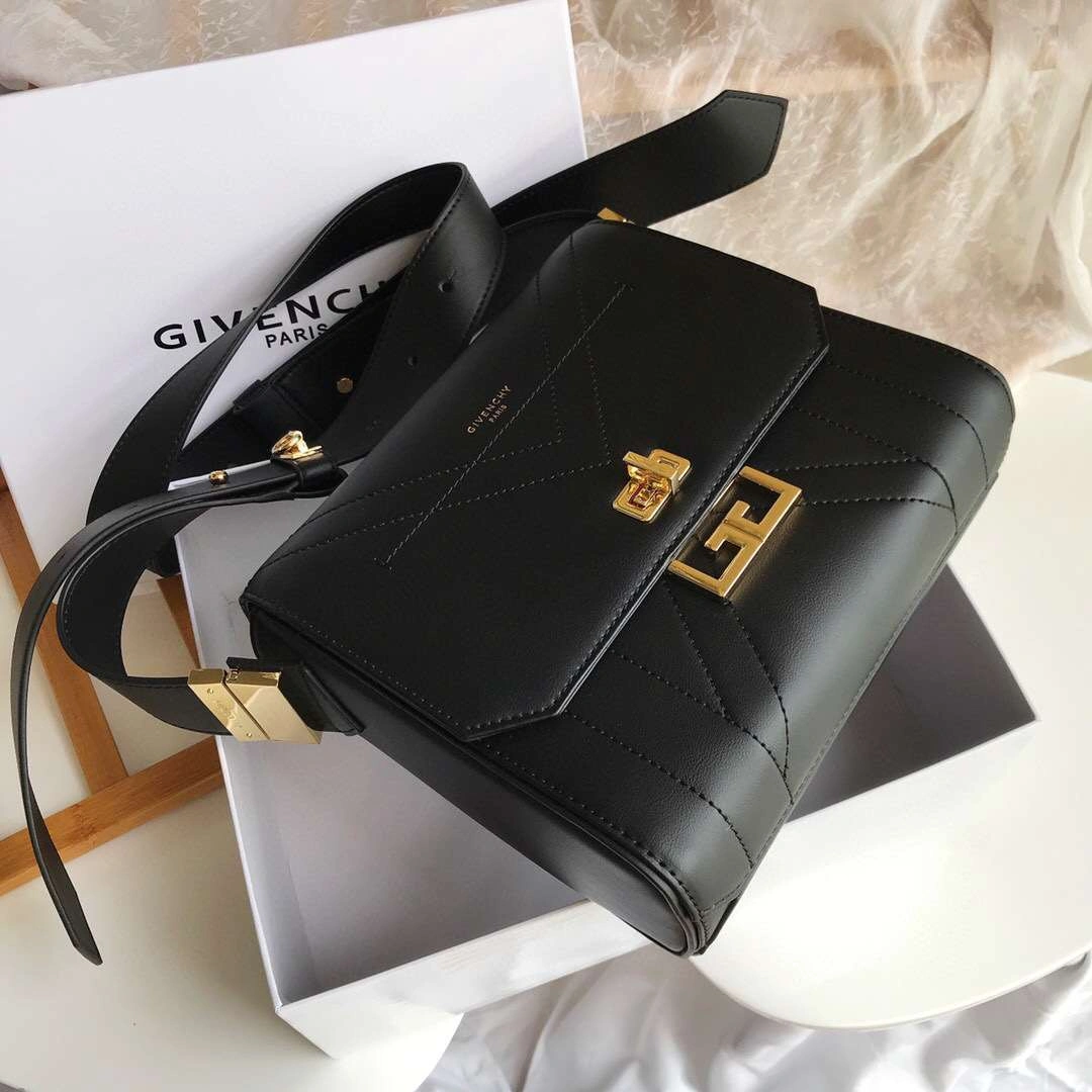 *MOMO--EDEN BAG midium Multiple color item : M063B50A2311-2