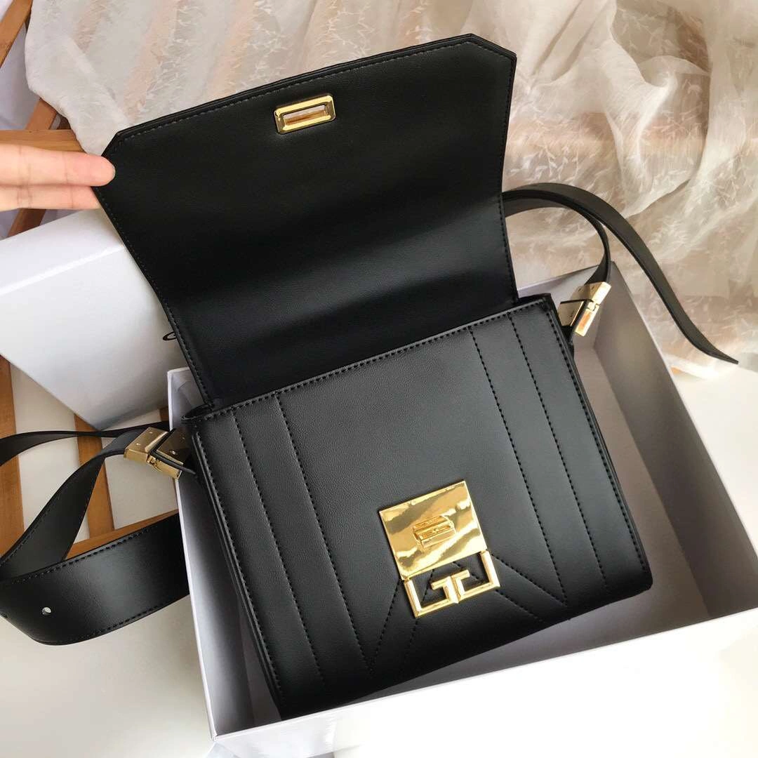 *MOMO--EDEN BAG midium Multiple color item : M063B50A2311-2