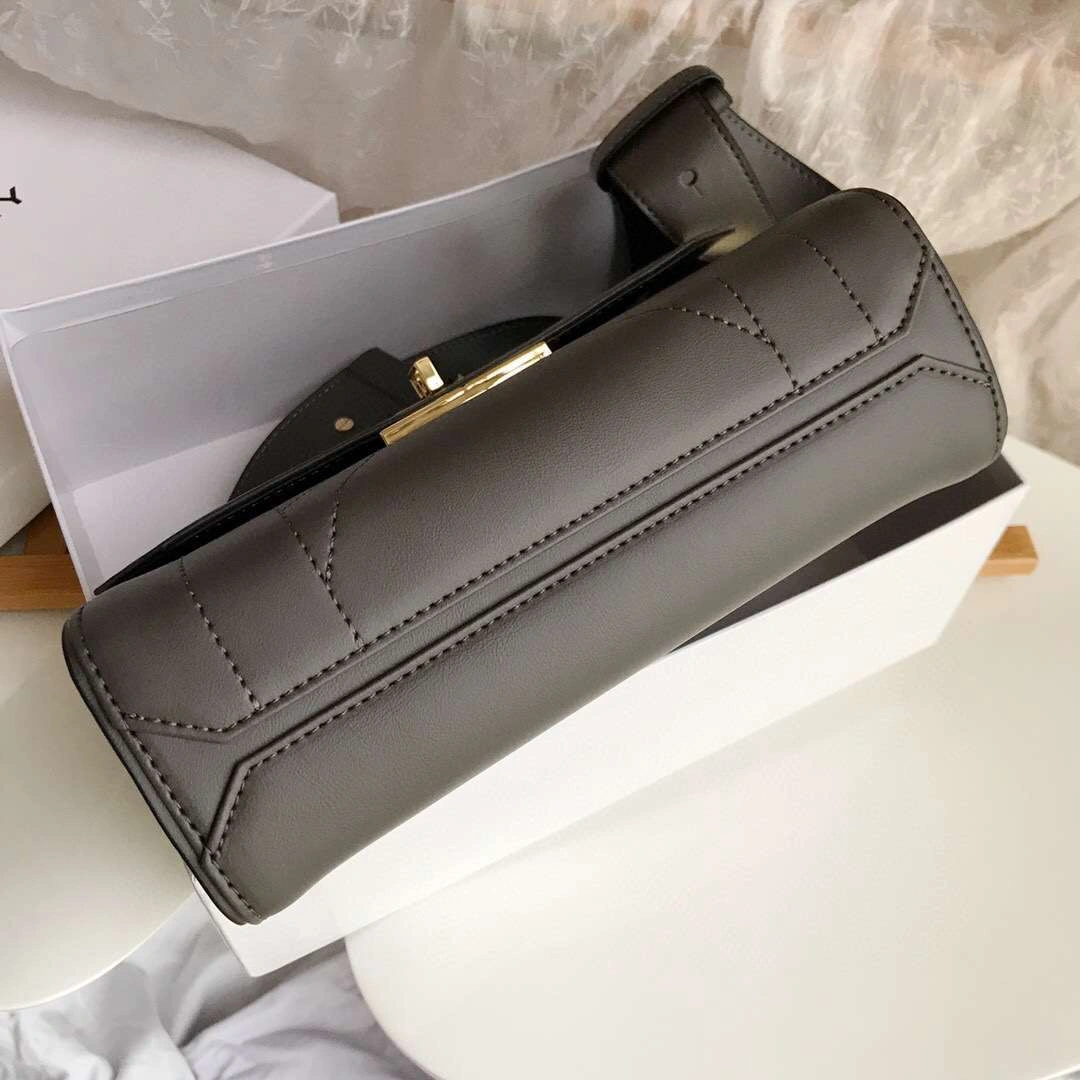 *MOMO--EDEN BAG midium Multiple color item : M063B50A2311-2