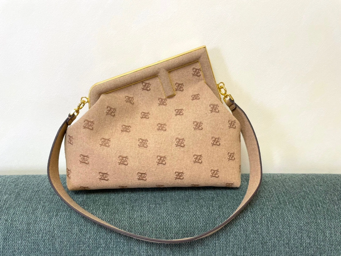 MOMO- Embroidery item : A-B063K0907T