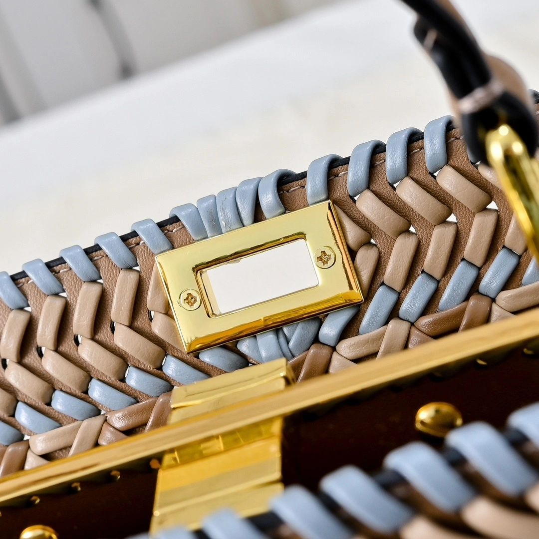 MOMO- F594i 8BN335-ANX8-F1PI9 high quality version BAGUETTE item：E-B177I2612