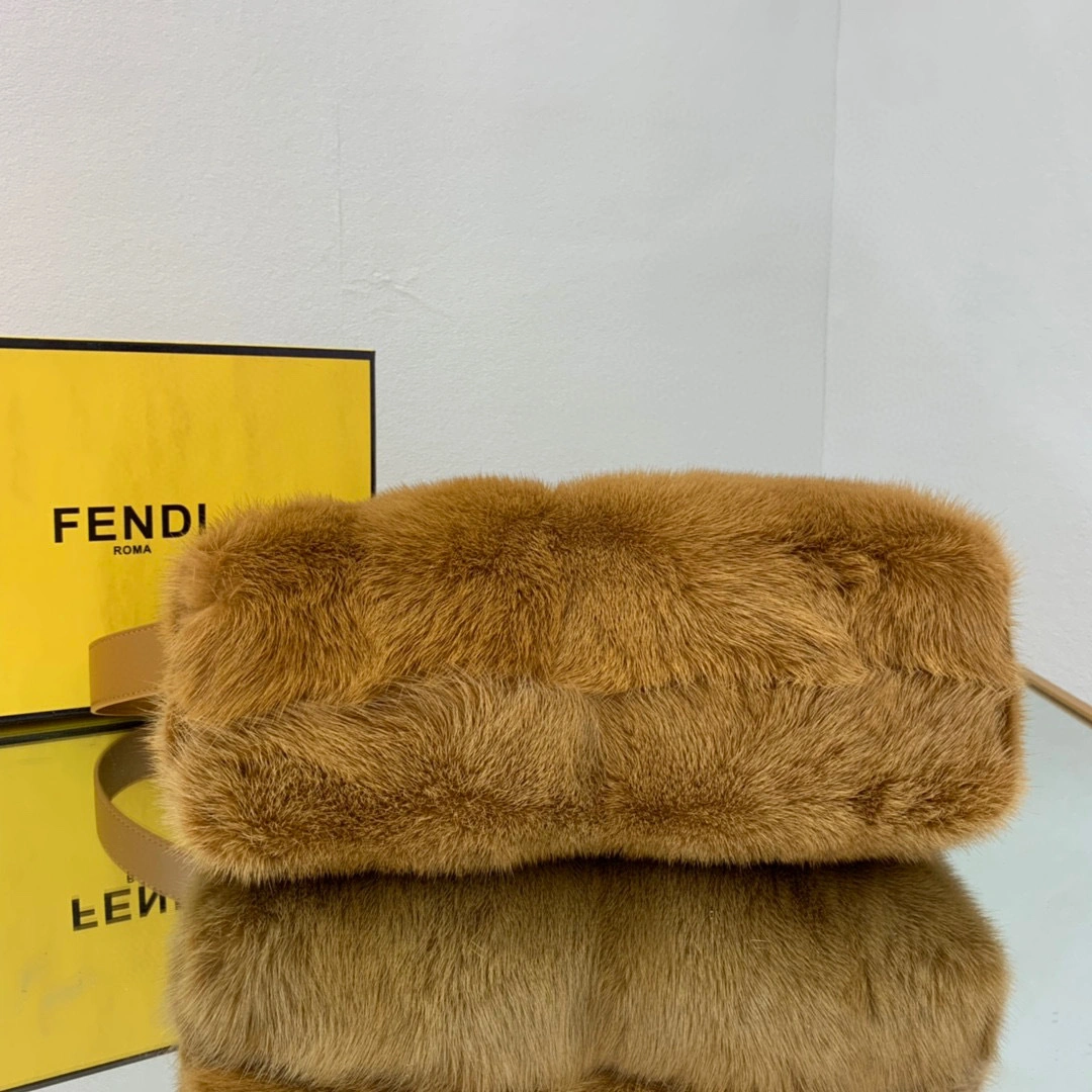 MOMO- First Mink hair item : A-B063K0912T
