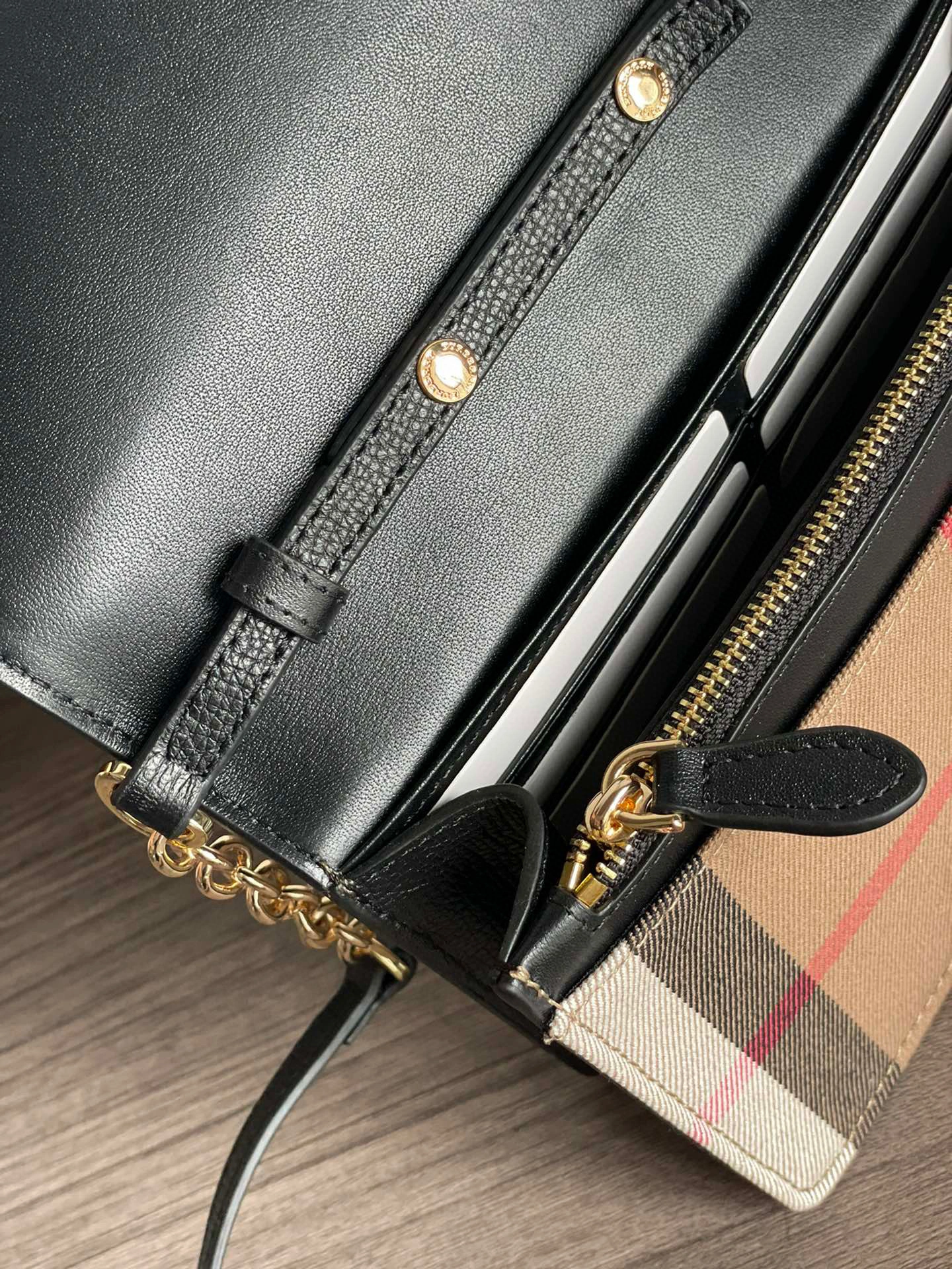 MOMO- House item : A-B278L0220