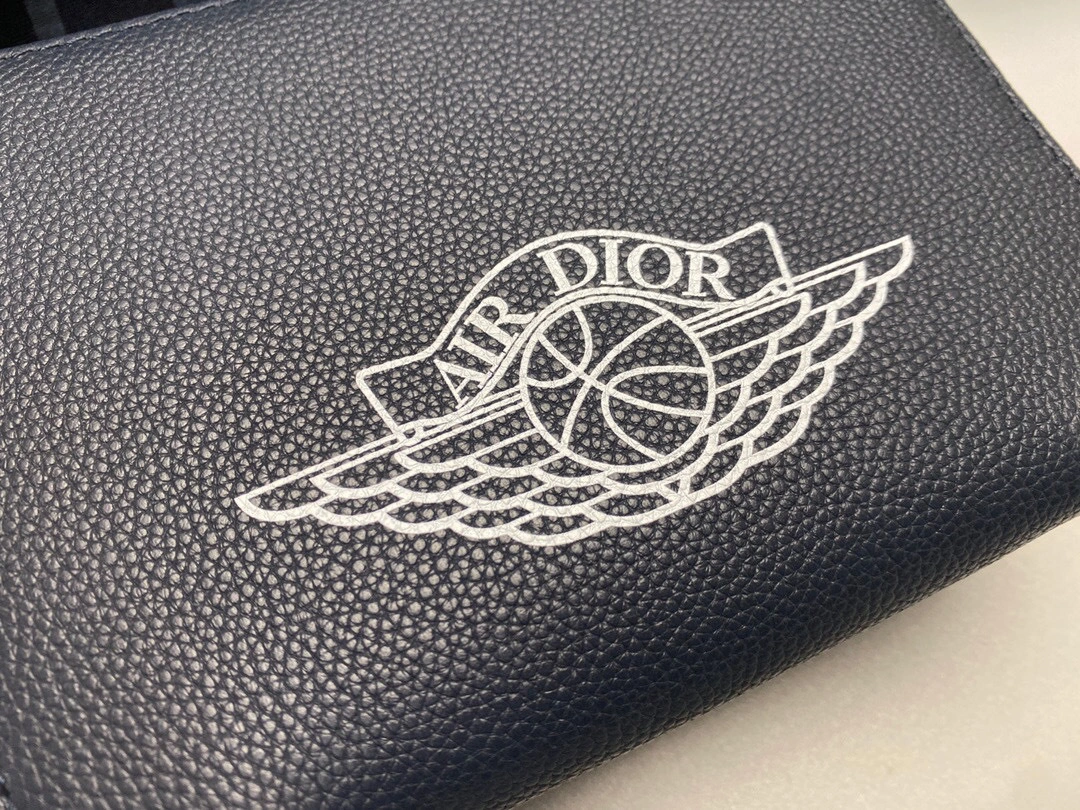 MOMO- JORDAN 2CABC120YMJ item:A-B063L2518