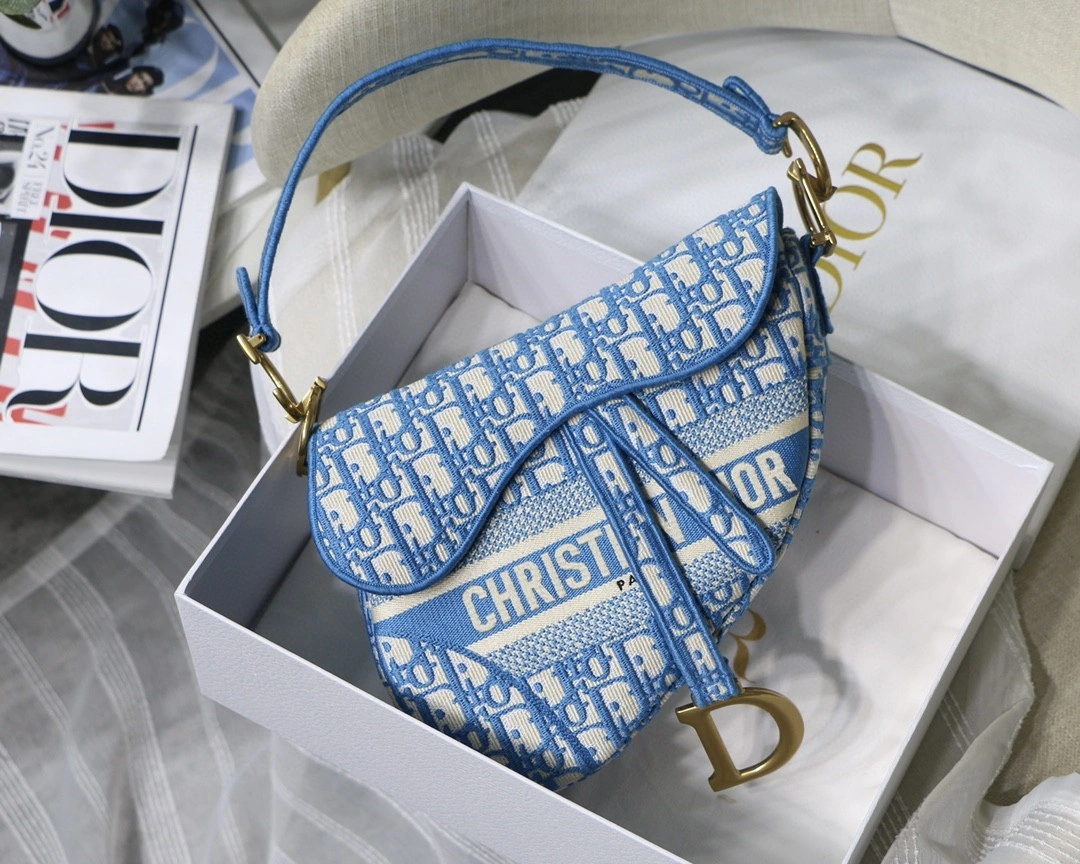 MOMO- M0446CRIW Oblique item : B-B00M1328