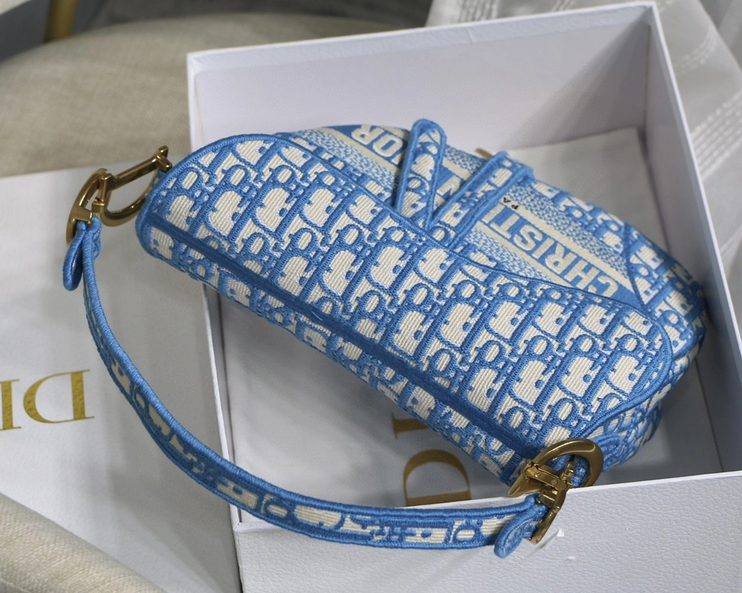 MOMO- M0446CRIW Oblique item : B-B00M1328