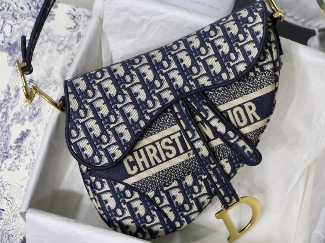 MOMO--M0446CRIW_M928 M0446CRIW-M928 item：C-B063H1734R