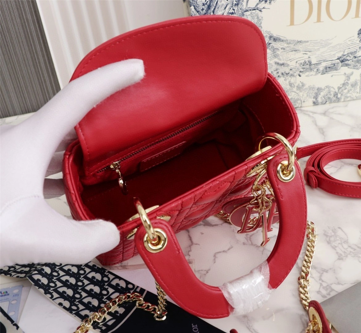 MOMO- M0505ONGH sheephide item : B-B00M1339