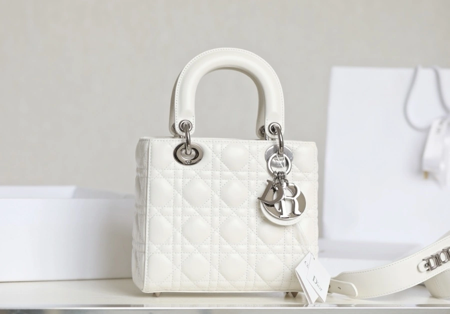 MOMO- M0565BNGE sheephide DR-091 item : B-B00M1340