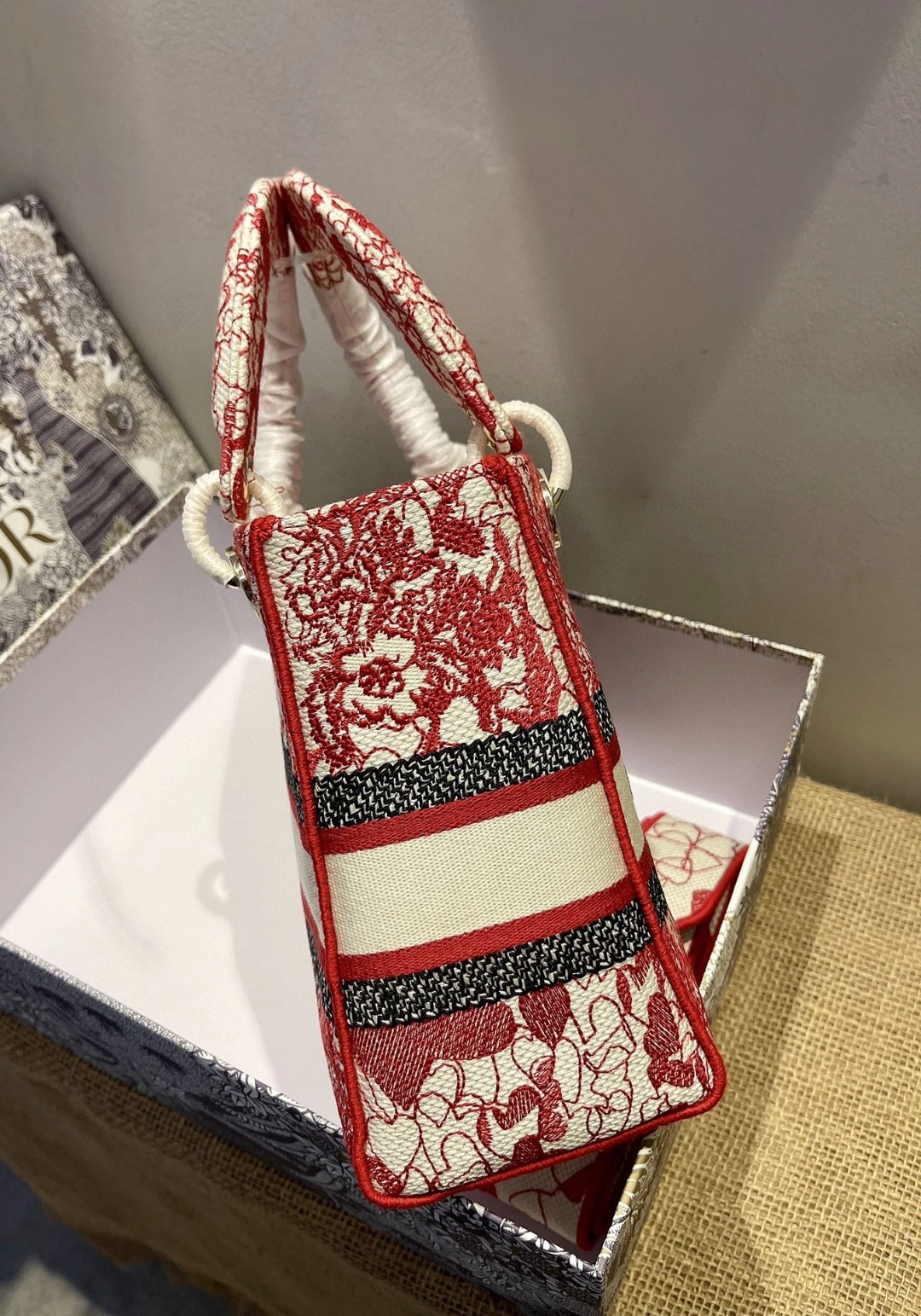 MOMO- M0565ORHT Reverse item : B-B221M1410