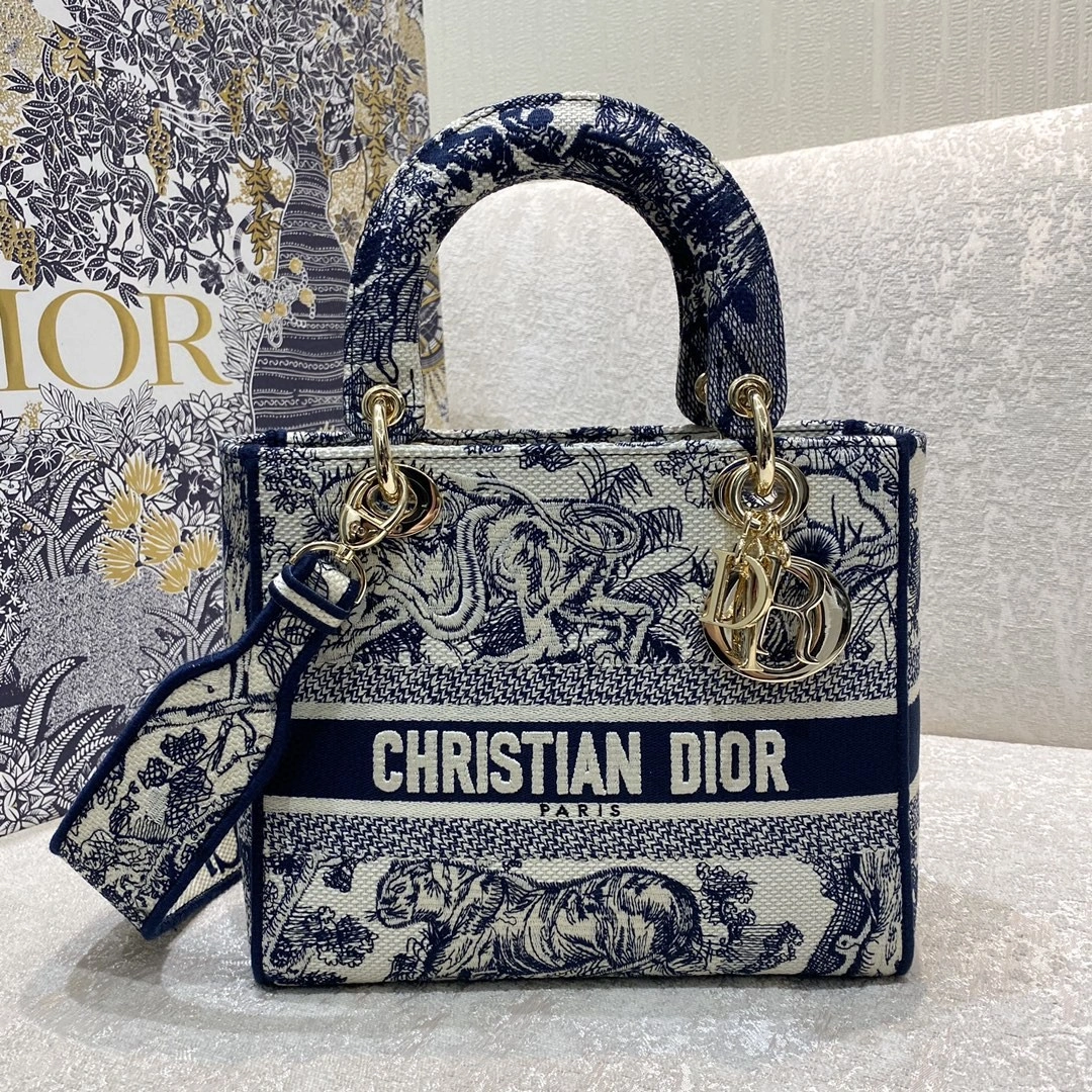 MOMO- M0565OTDT item : B-B00M1116