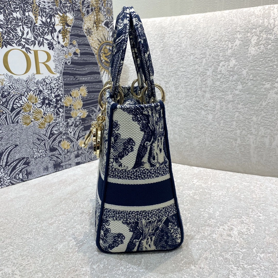 MOMO- M0565OTDT item : B-B00M1116