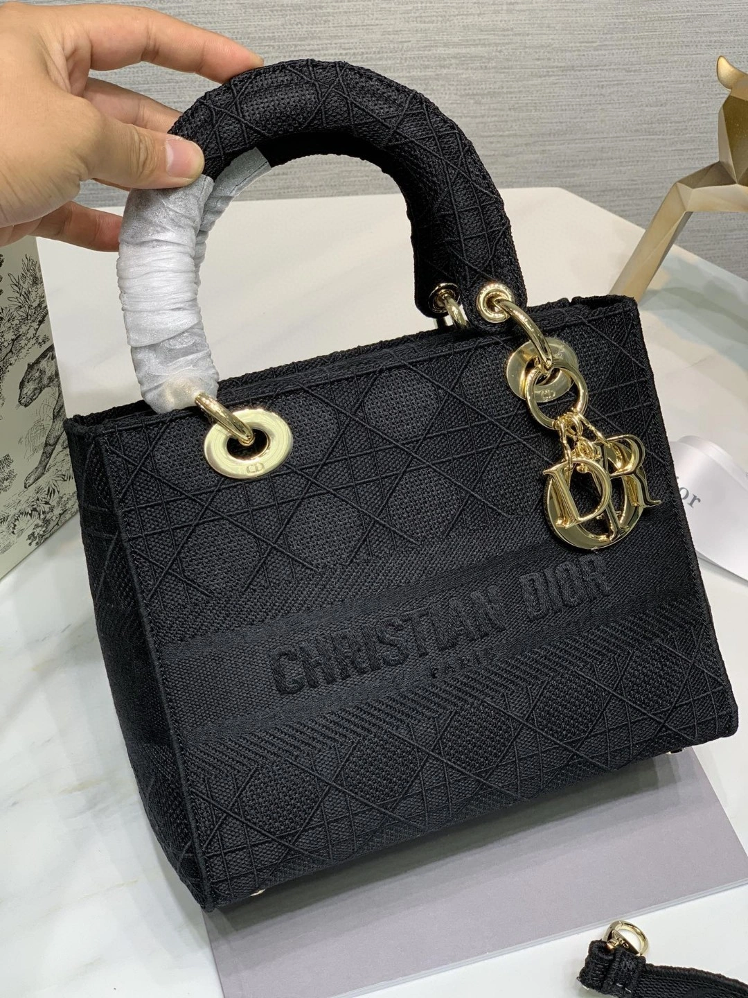 MOMO- M0566OREY D-lite item : B-B00M1312