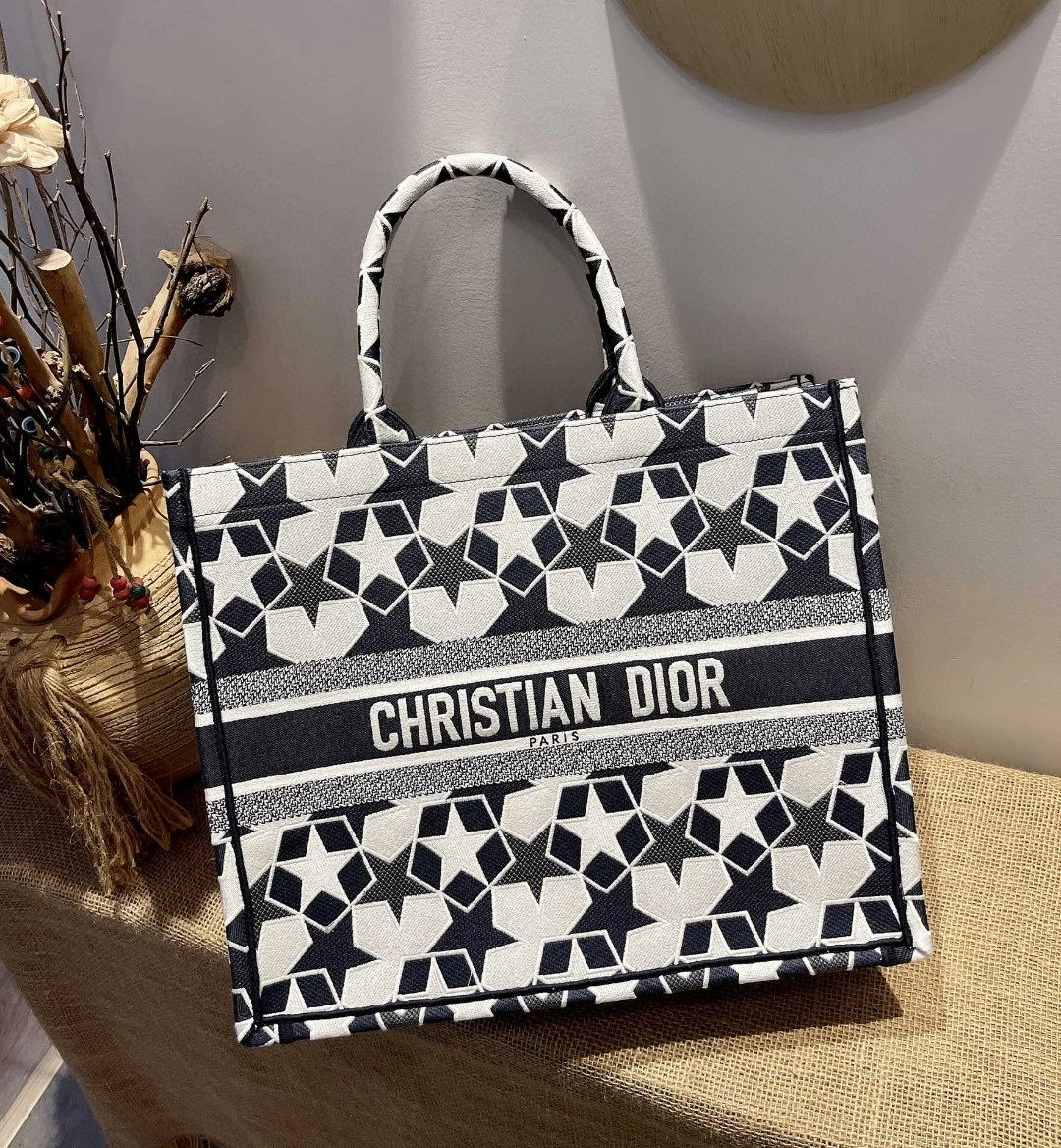 MOMO- M1286 Book Tote item : B-B050B1001