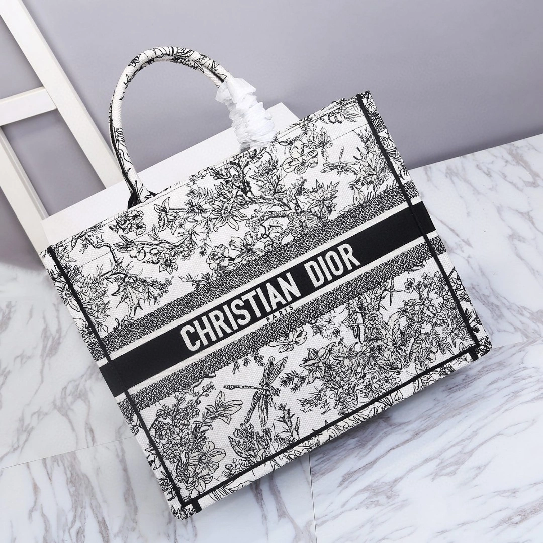 &MOMO- M1286ZTQW Book Tote item : B-B00M1110
