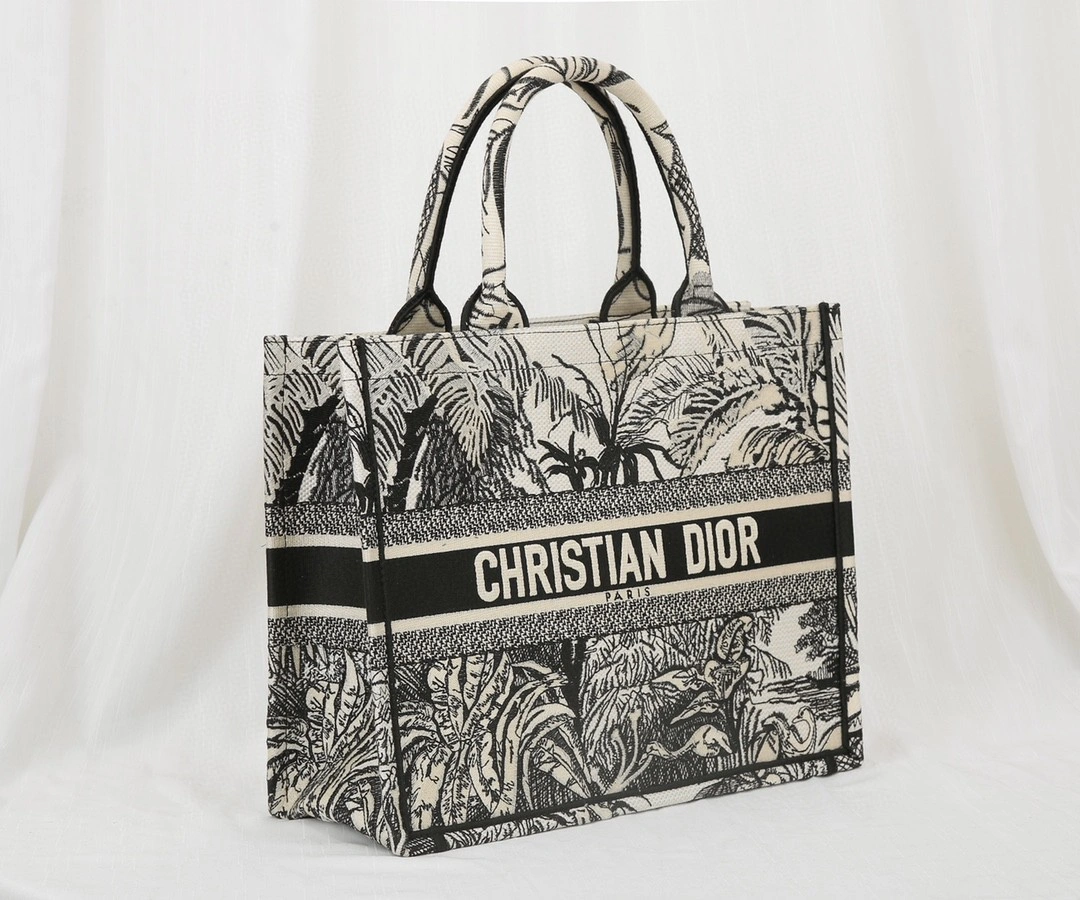 MOMO- M1296ZRFU Book Tote item : B-B00M1319