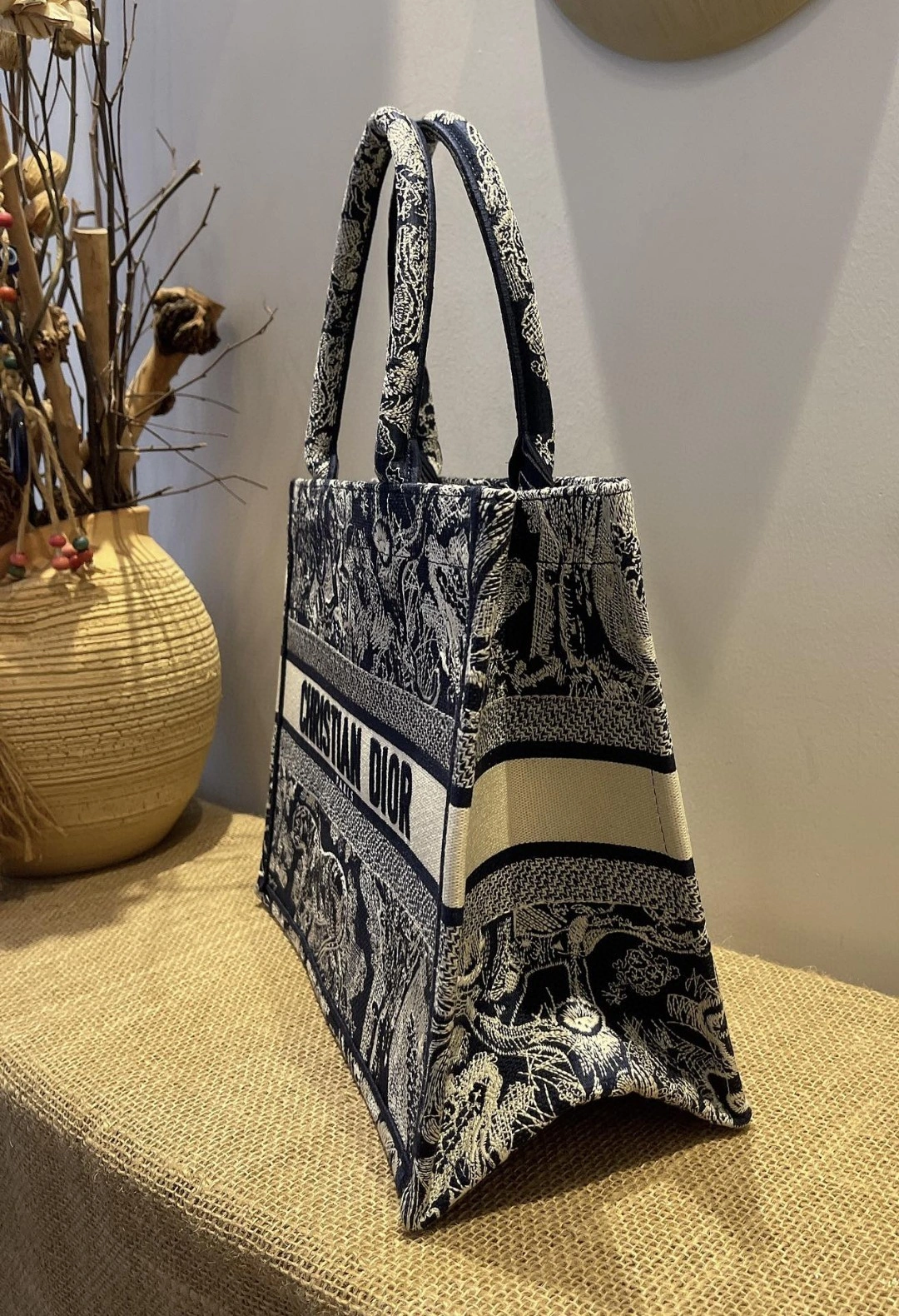 MOMO- M1296ZRGO Book Tote item : B-B331M1421