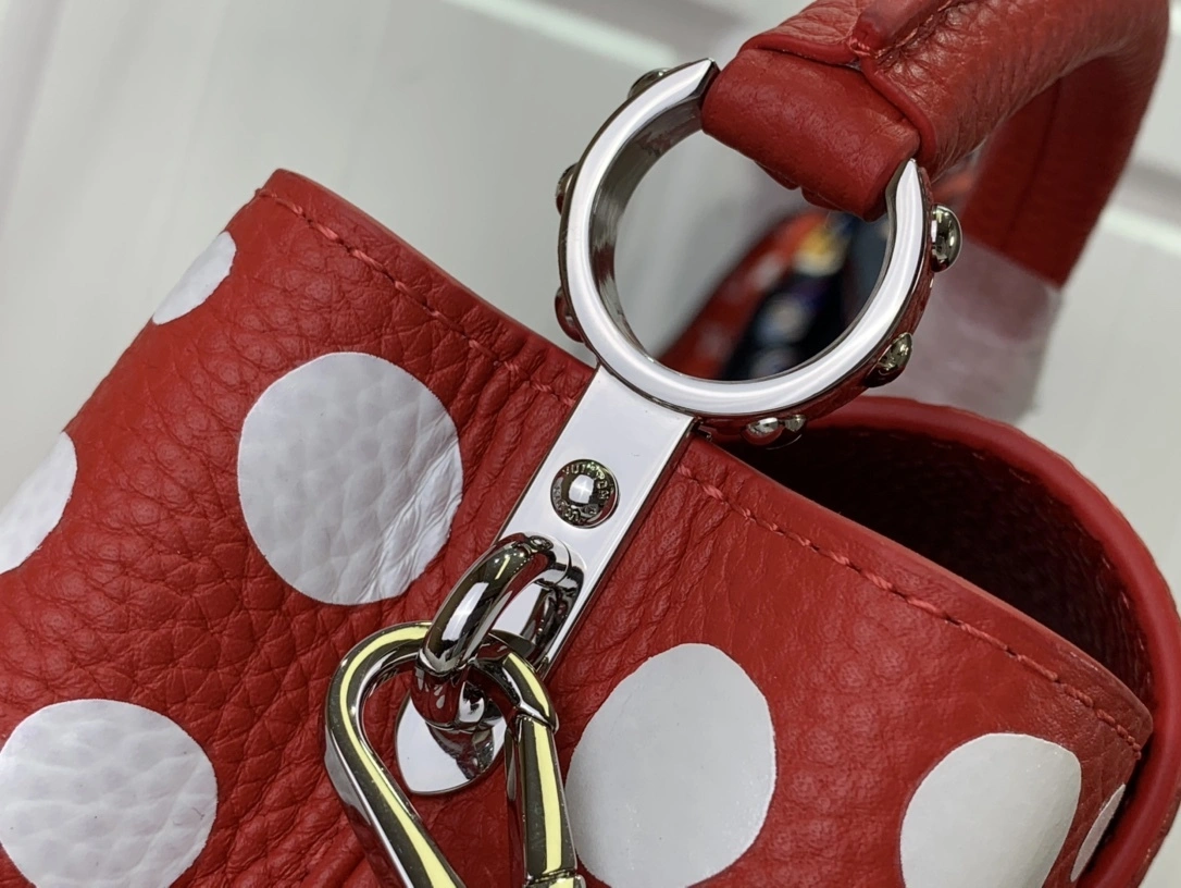 MOMO- M21692 high quality version item：C-B063H0907R