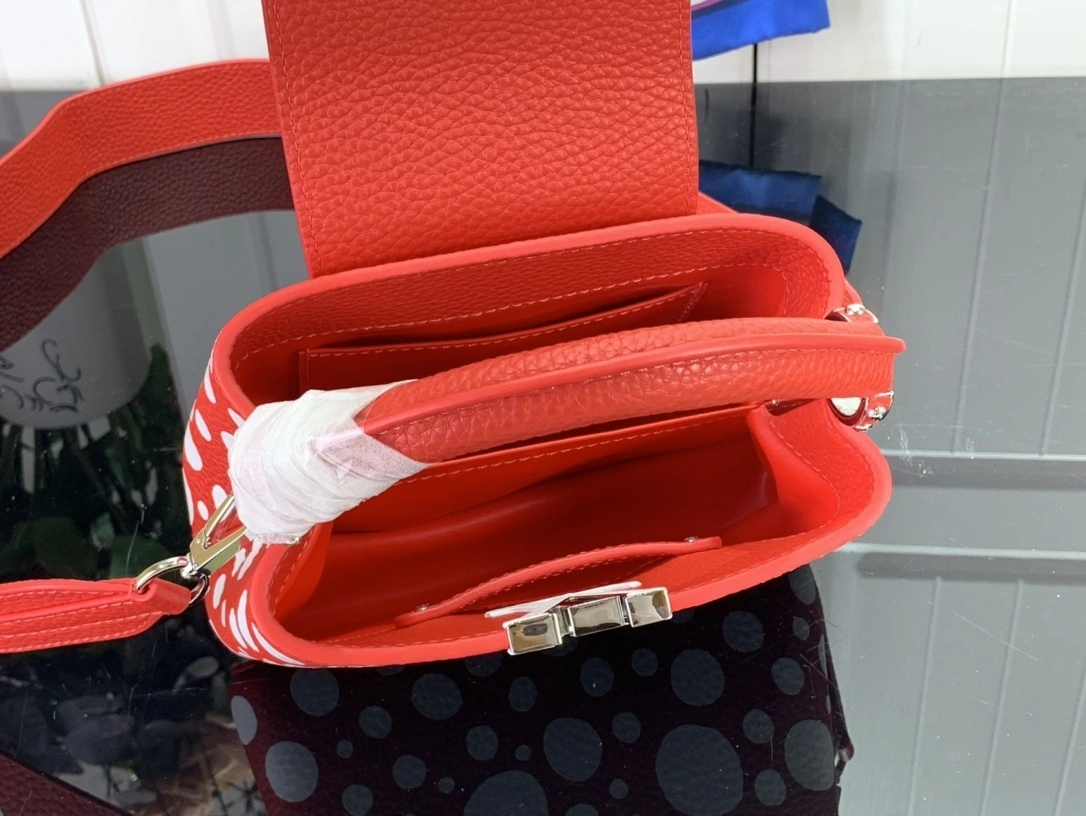 MOMO- M21692 high quality version item：C-B063H0907R