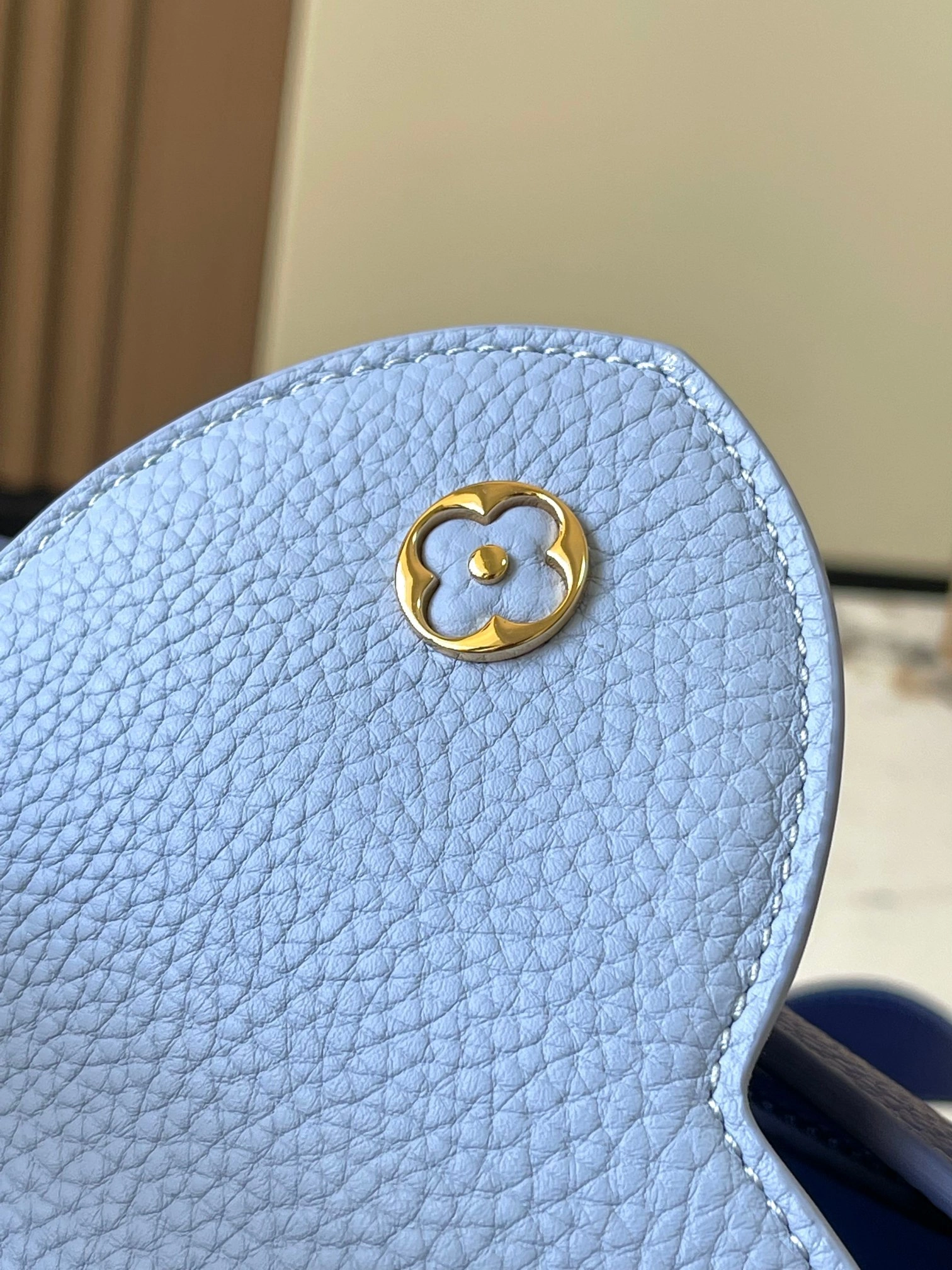 MOMO- M22674 high quality version item：C-B574H0832R