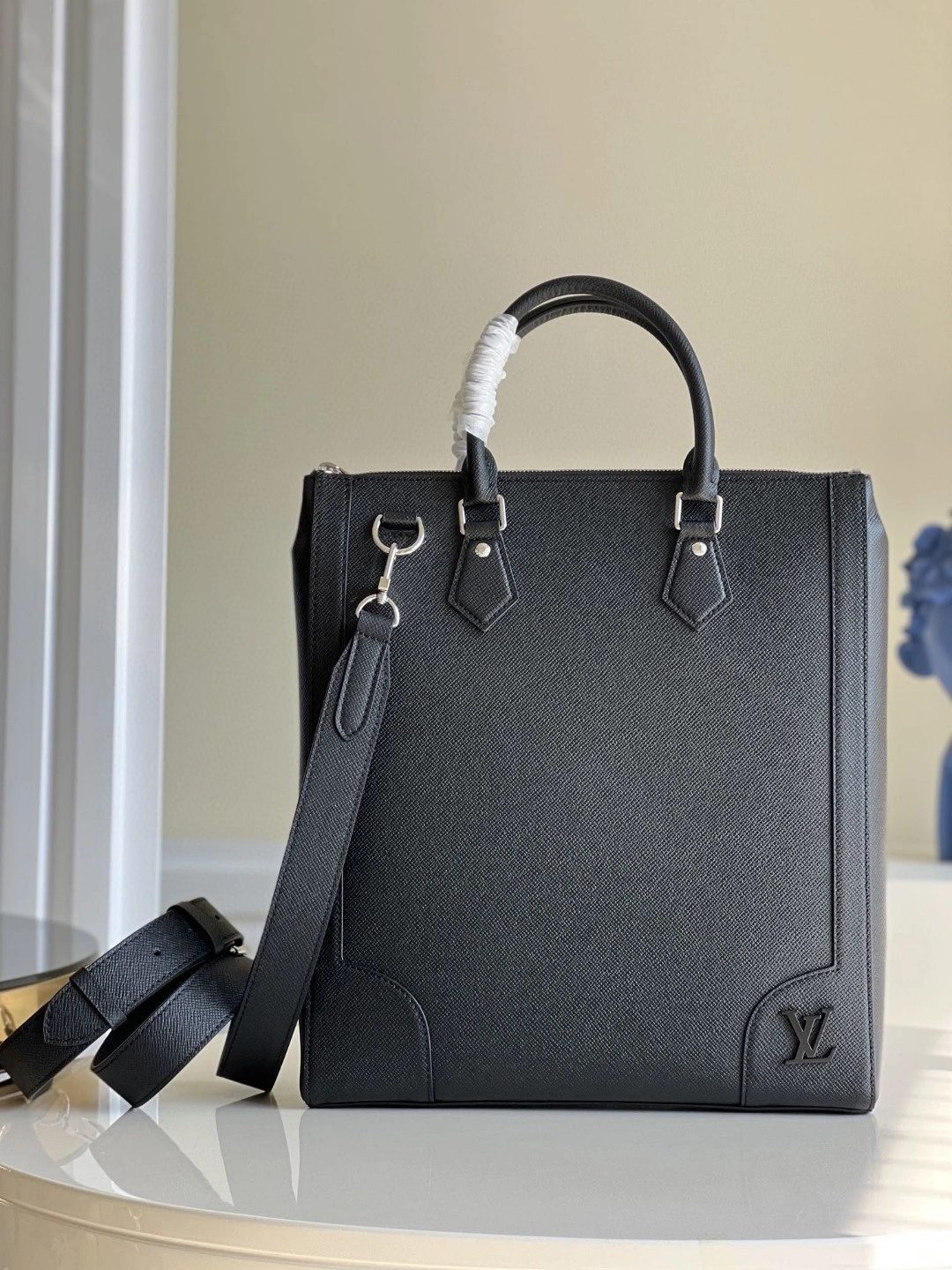 MOMO- M30811 item : A-B00L2003