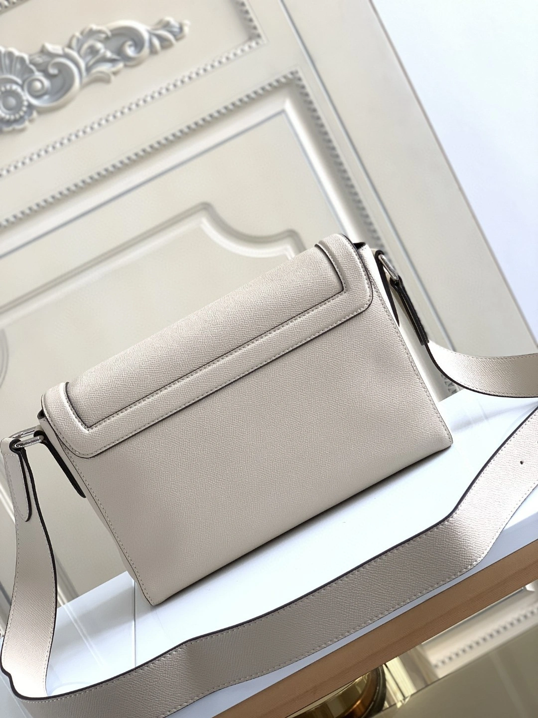 MOMO- M30813 item : A-B00L2233