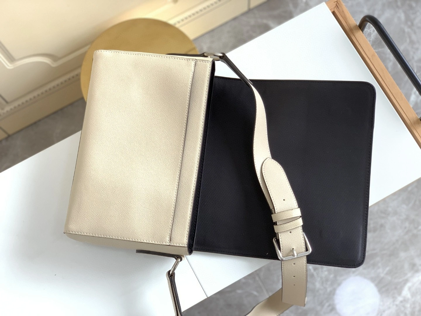 MOMO- M30813 item : A-B00L2233