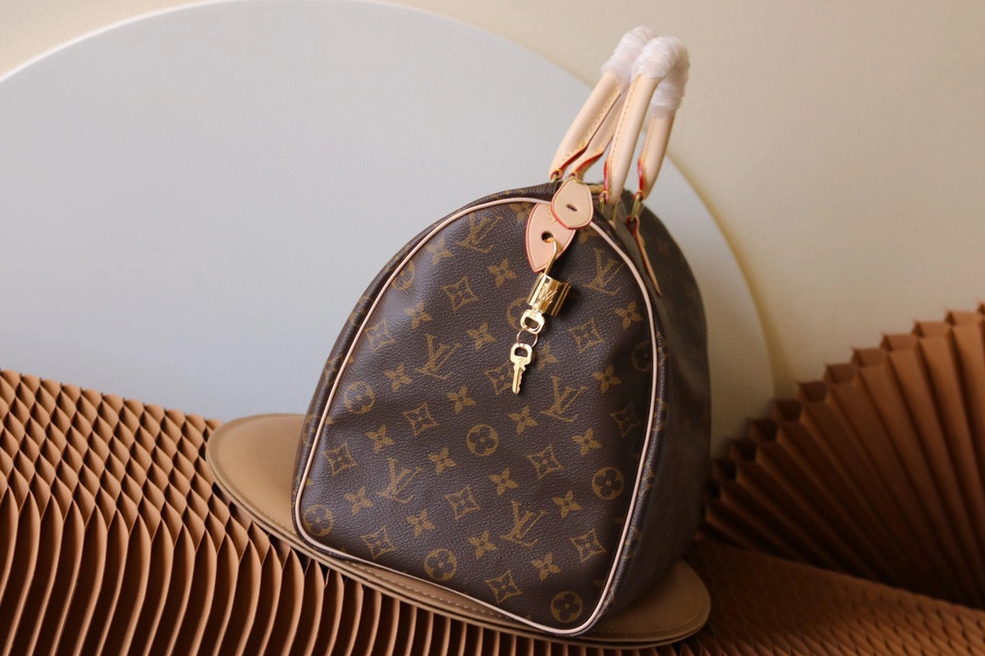 MOMO- M41106 SPEEDY 40 item：B-B330E2545C