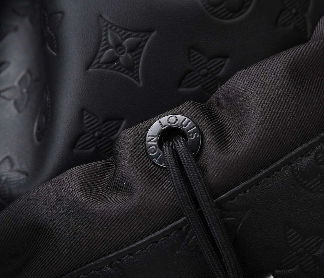 *MOMO- M43680 Calfskin item : A-B202G3151