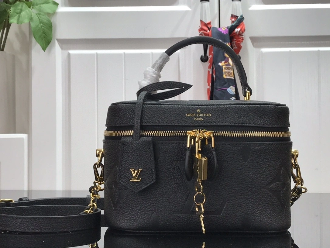 MOMO- M45598 Vanity item : B-B078C0903