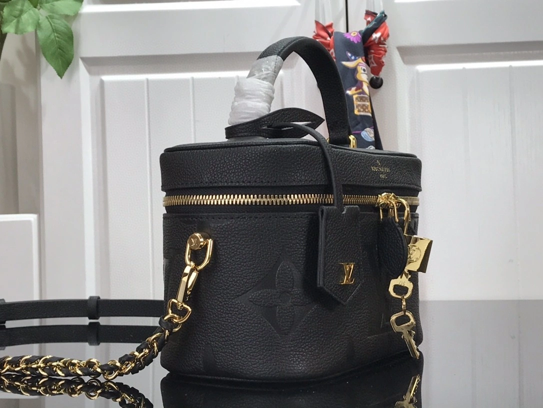 MOMO- M45598 Vanity item : B-B078C0903
