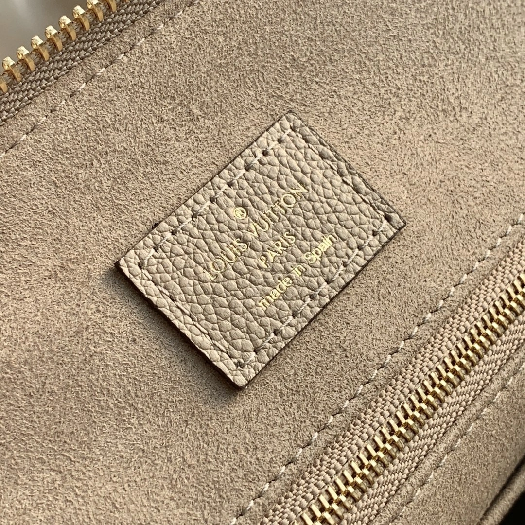 MOMO- M45833 item : A-B00L1921