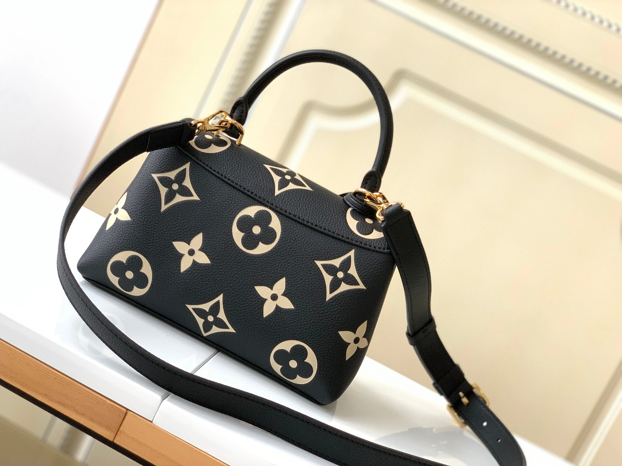 MOMO- M45978 Madeleine BB item：B-B000E2620C