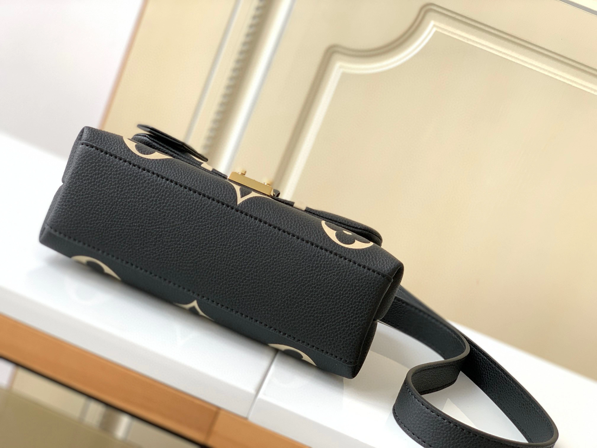 MOMO- M45978 Madeleine BB item：B-B000E2620C