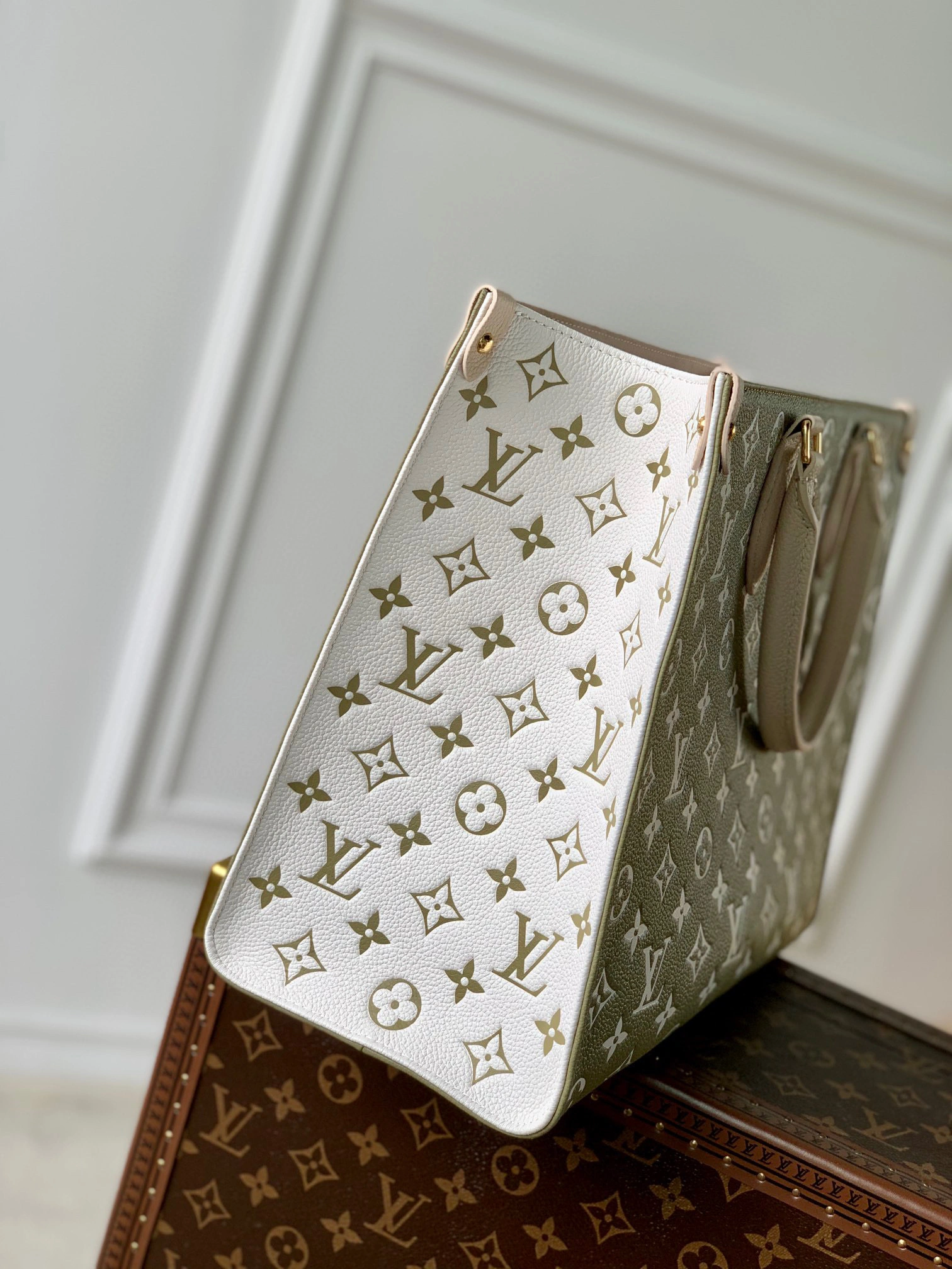 MOMO- M46060 item：B-B000E2611C