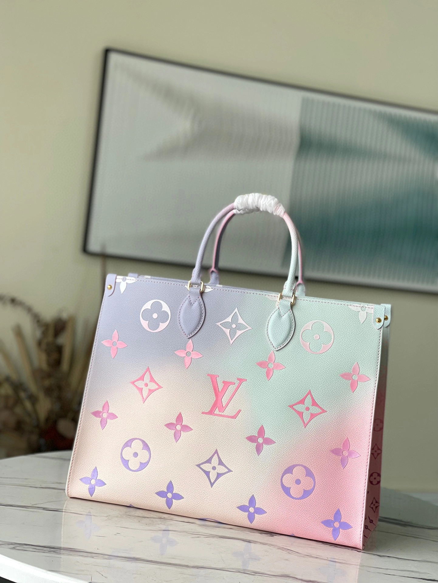 MOMO- M46076 2022 OnTheGo item：B-B040E2602C