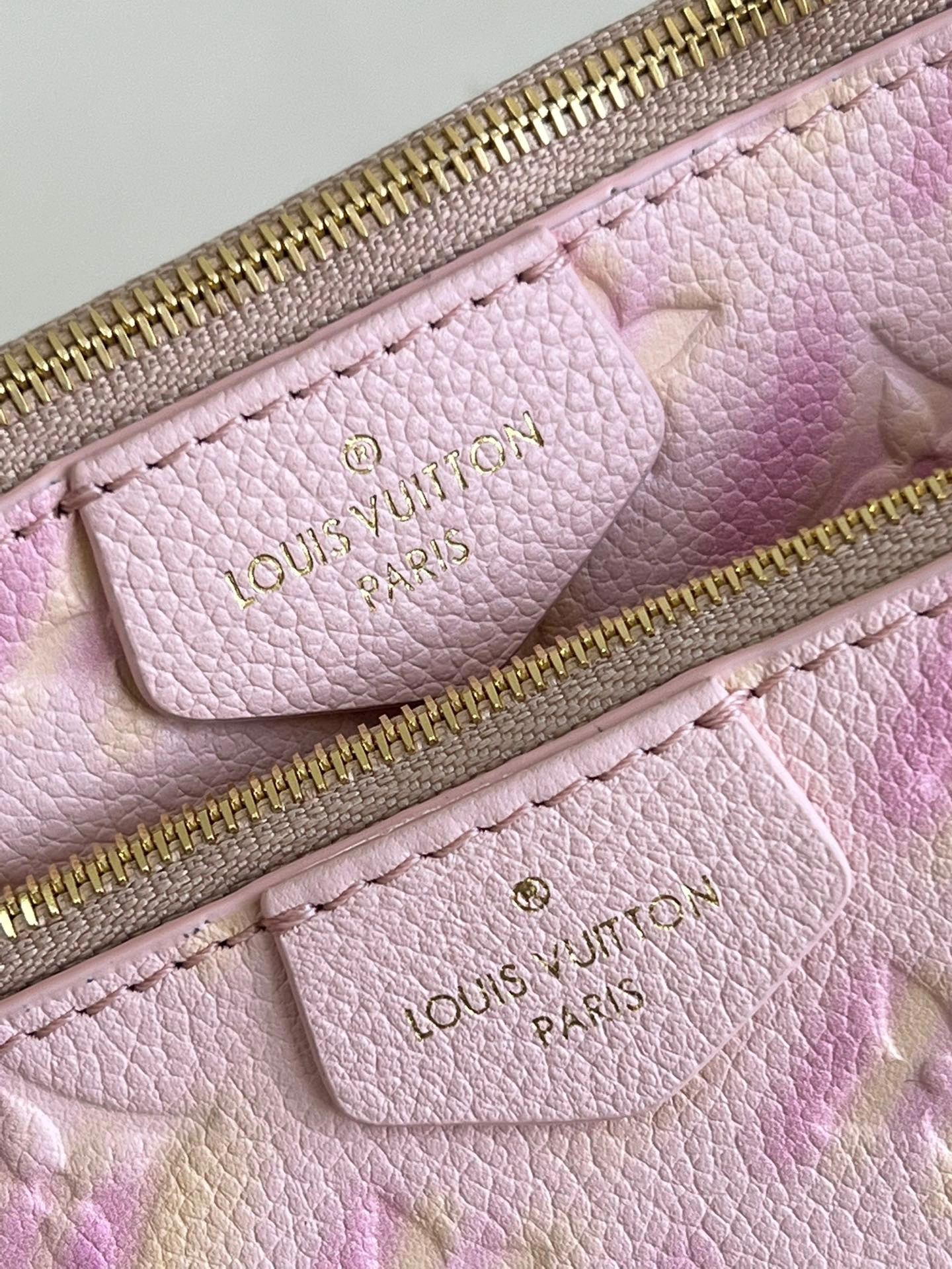 MOMO- M46093 Multi Pochette Accessoires Monogram Empreinte item：B-B000F3015C