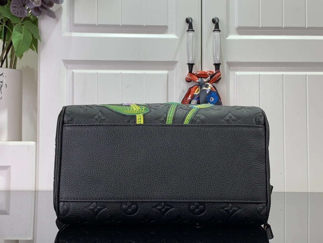 MOMO- M46415 high quality version item：C-B063I2328V