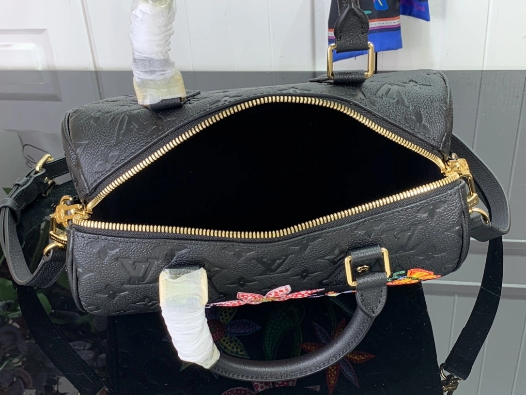 MOMO- M46415 high quality version item：C-B063I2328V