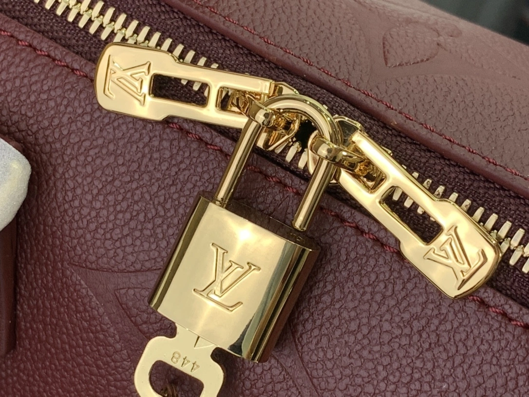 MOMO- M46646 item:D-B174A1520