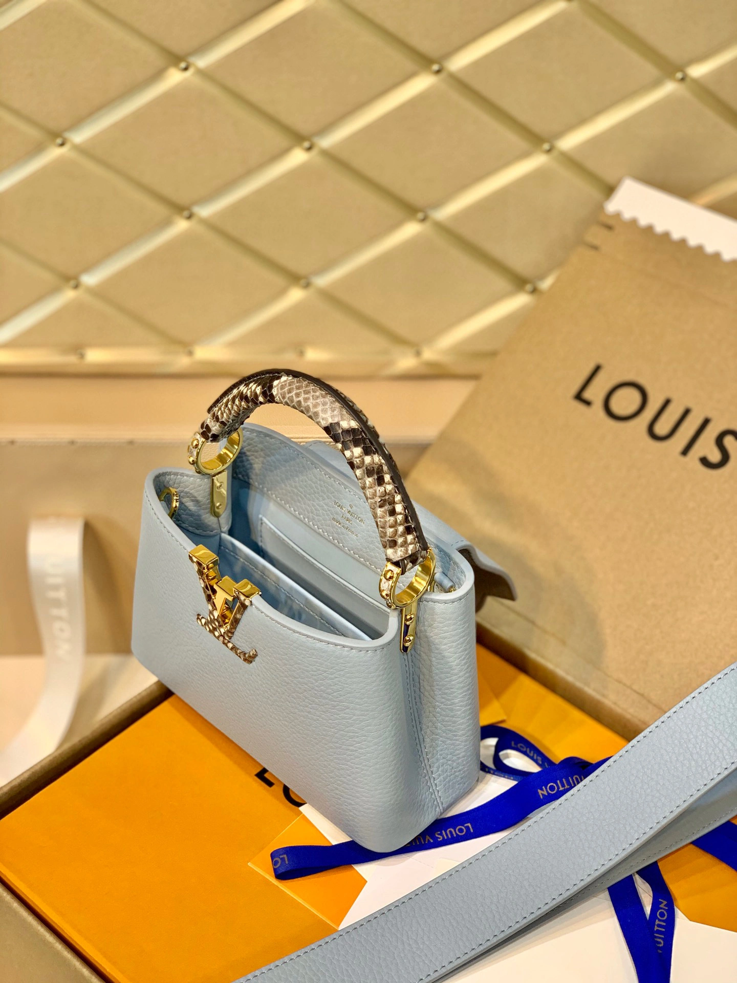 MOMO- M55920 Capucines item：B-B063E1947C