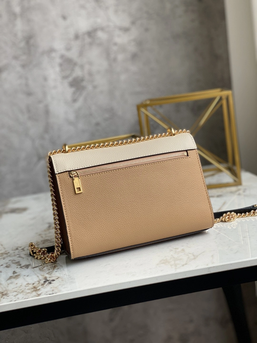 MOMO- M56641 Calfskin item : A-B00L1760