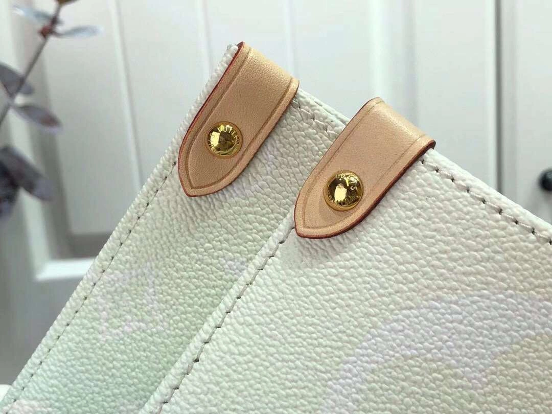 MOMO--M57640 item :174B68E0748