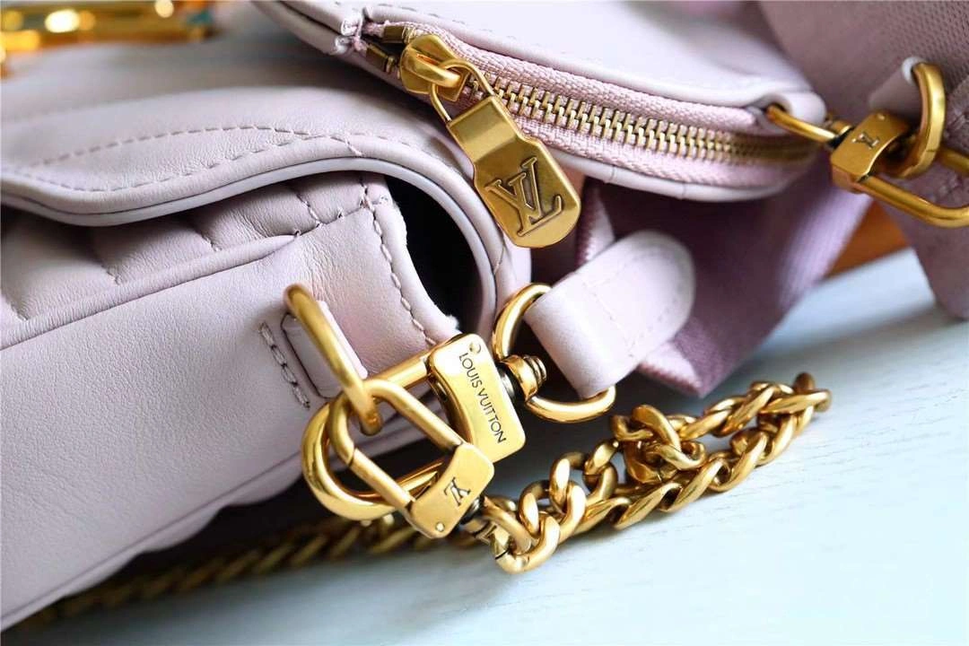 *MOMO- M57864 Multi Pochette New Wave item : A-B063G3147